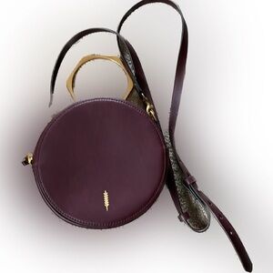 THACKER New York Leigh Cardinal convertible leather circle crossbody handbag